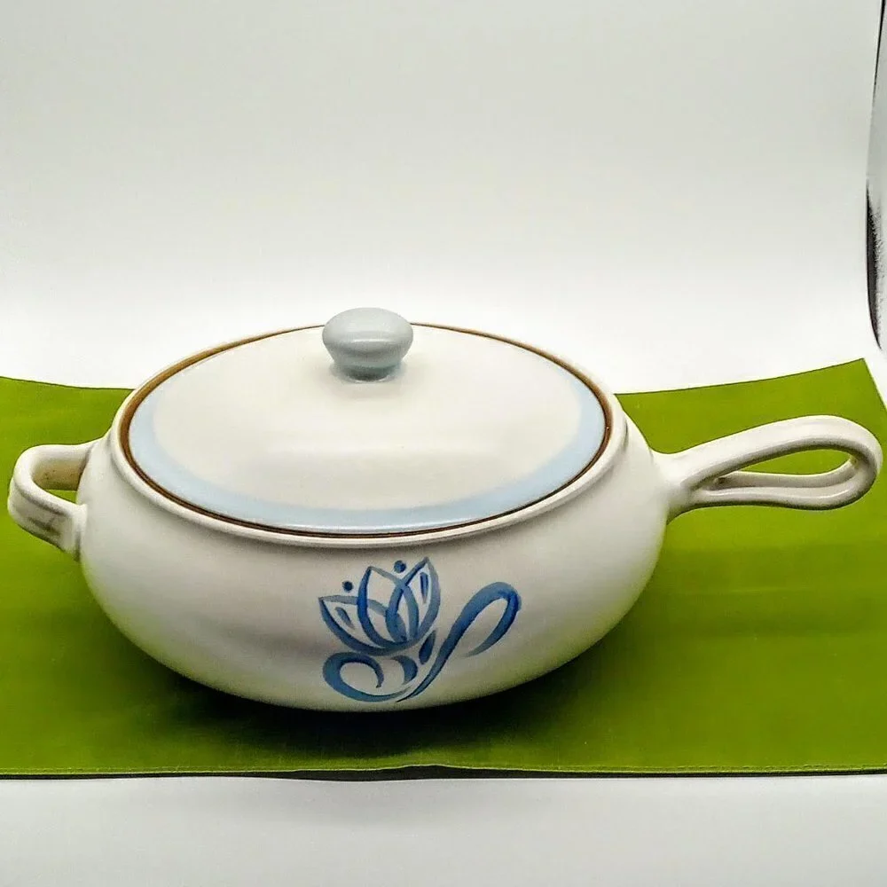 Vintage Denby Stoneware 2 Qt. Covered Casserole